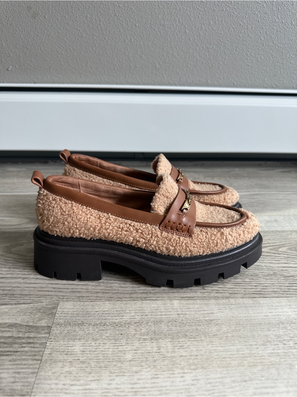 Circus by Sam Edelman Pierce Cozy Faux Shearling Lug Loafer 9 - Picture 3 of 13